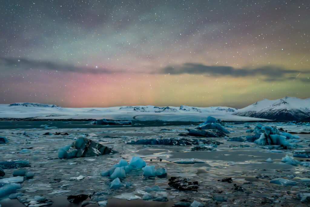 お知らせ】旅撮-Tabidori-初の写真集の発売を開始しました！舞台